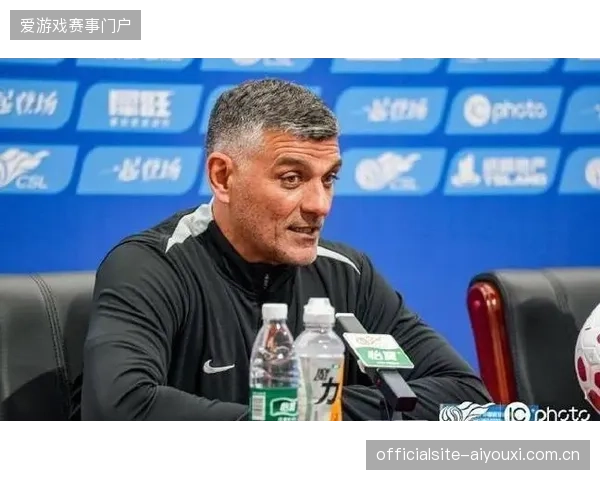 费利佩攻入制胜球，领头羊成都蓉城客场力克强敌山东泰山巩固榜首